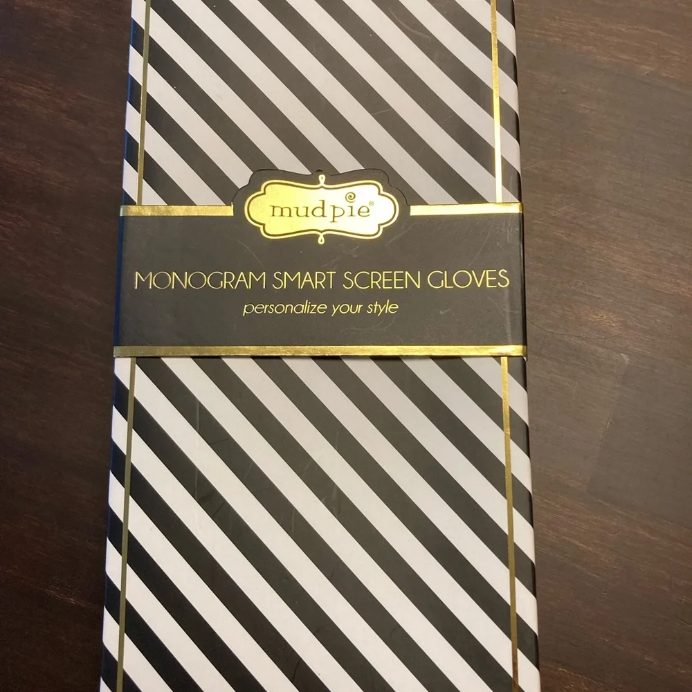 Mud pie Monogram ‘B’Smart screen gloves - Picture 2 of 2